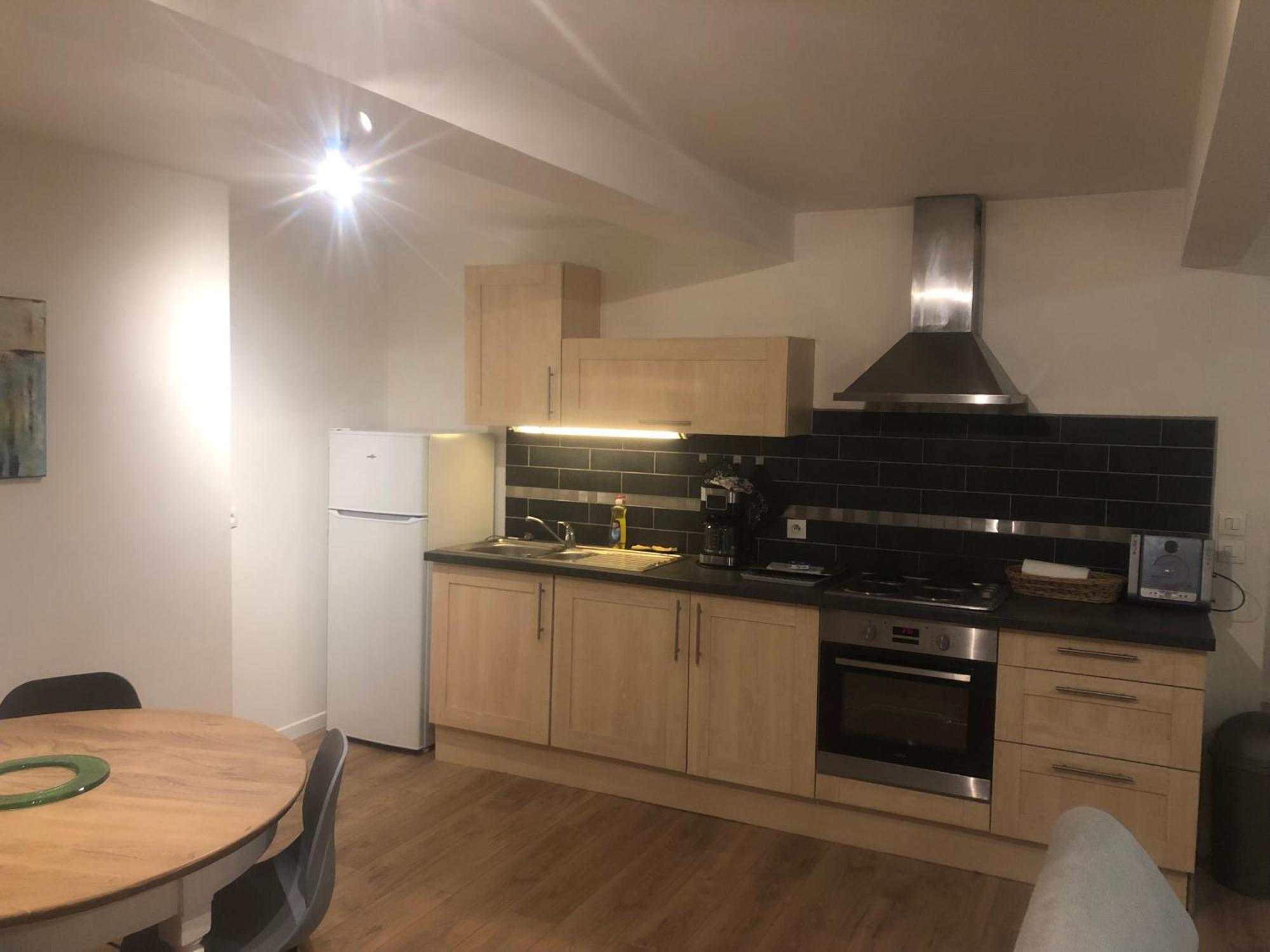 Wormhout Logement Avec Deux Appartements Sur Deux Etages מראה חיצוני תמונה